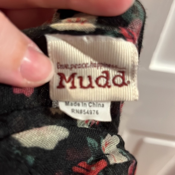 Scarf - Picture 3 of 3